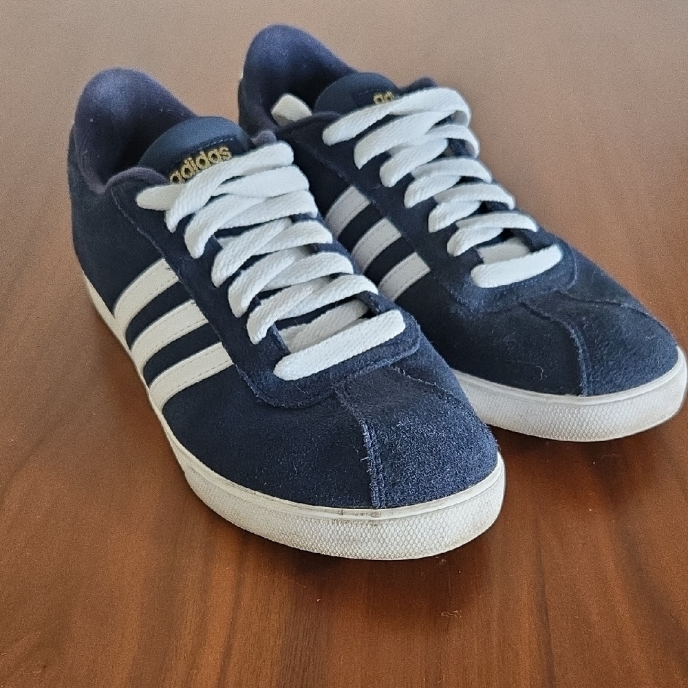 Adidas Women's Blue and White Sneakers